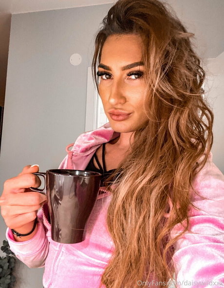 daisy elfina onlyfans explicit content