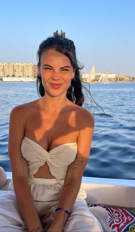 miiriiamherrero onlyfans fotos