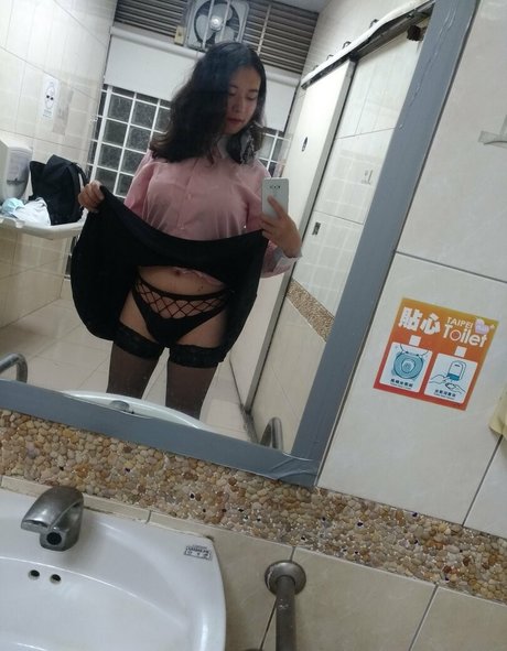 xxxyahui pics onlyfans