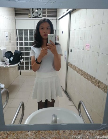 xxxyahui onlyfans naked leaks