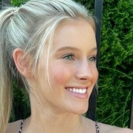 Sydney Chambers naked leaked onlyfans