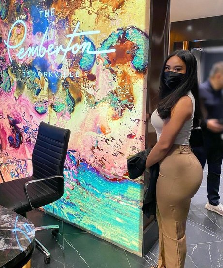 trans girls onlyfans pornographic slide