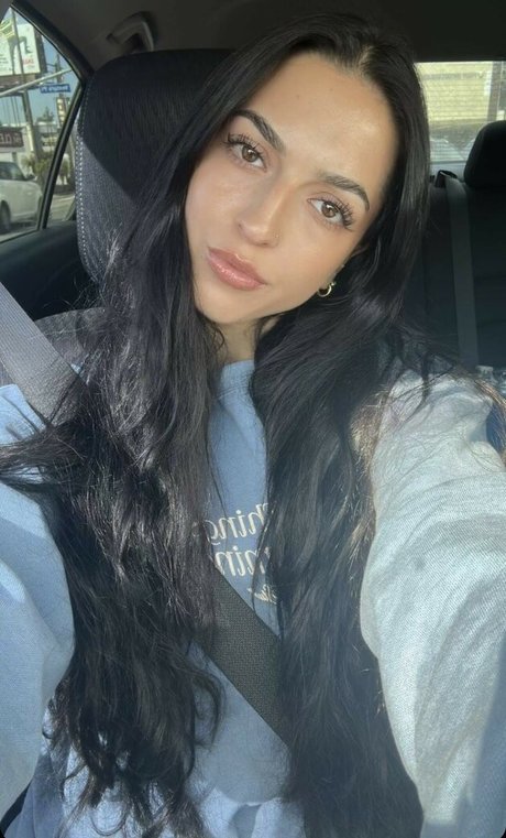 builtbybells onlyfans leak naked