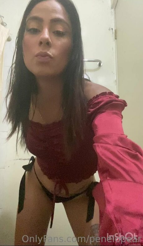 penelopear onlyfans archive