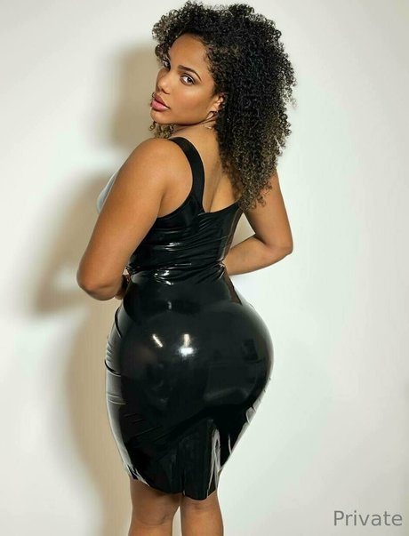 kixxy vip only fans leaks porn