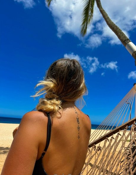 indywright onlyfans fotos