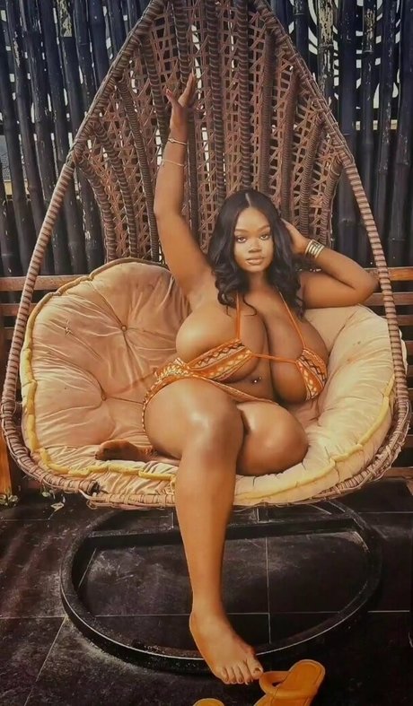 Chanel La Croix only fans leaks