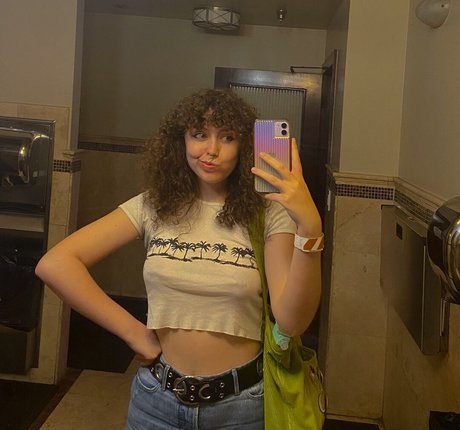 cemeteryofbesos leaked onlyfans nudes