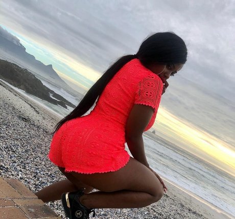 Bella Batista onlyfans porn leak