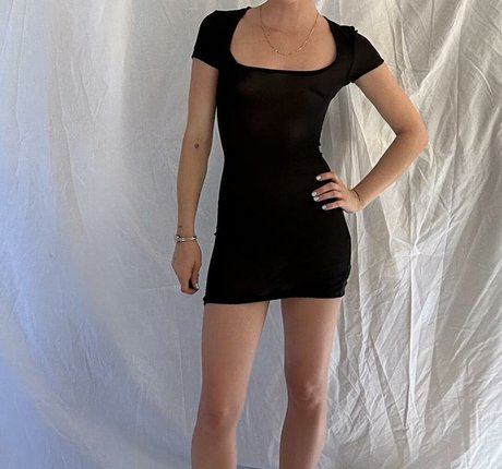 Courtney Mawhorr strip onlyfans