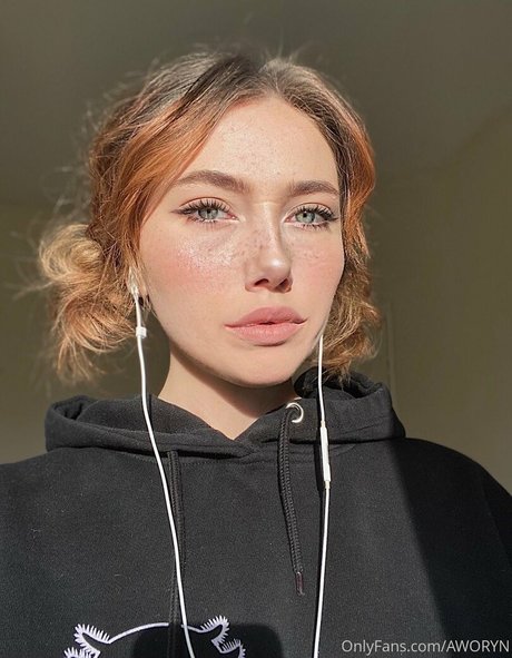 Aworyn onlyfans de