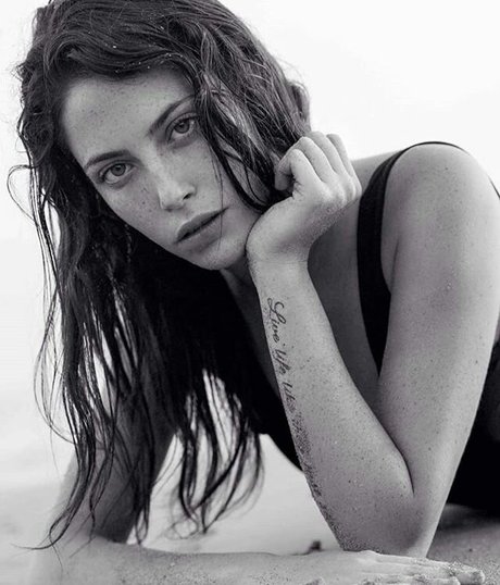 Agam Azulay onlyfans topless