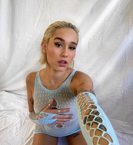 Emily H onlyfans leak sex