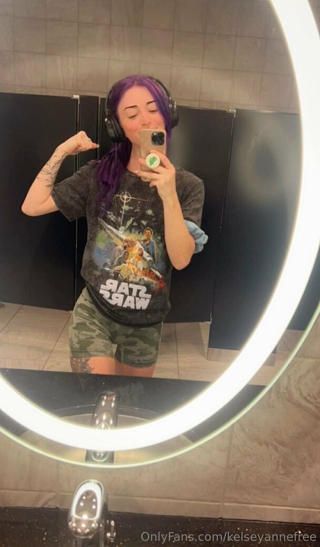 kelseyannefree onlyfans nude photos