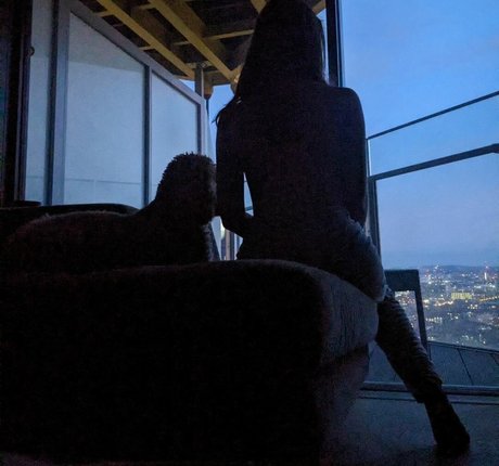 Symbalily ass onlyfans