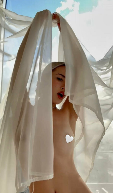 elenakamperi nudes onlyfans leaked