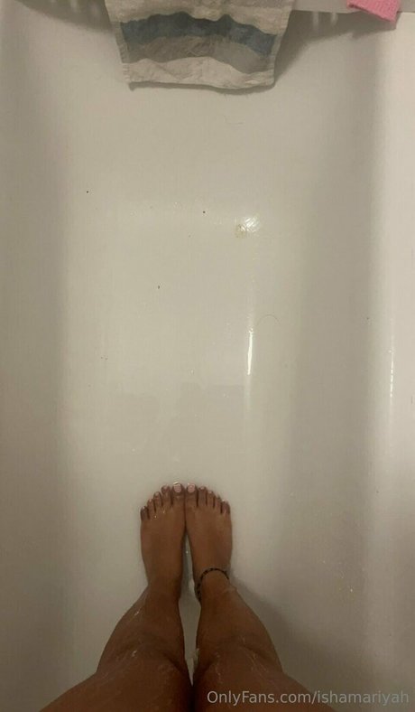 Isha Mariyah onlyfans ass