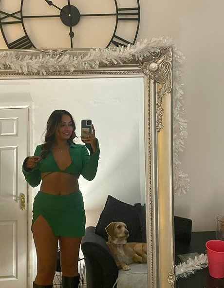 Isha Mariyah onlyfans content