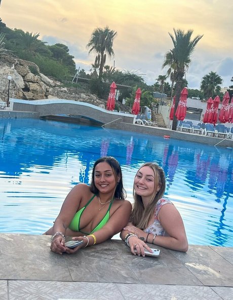 Isha Mariyah only fans photos