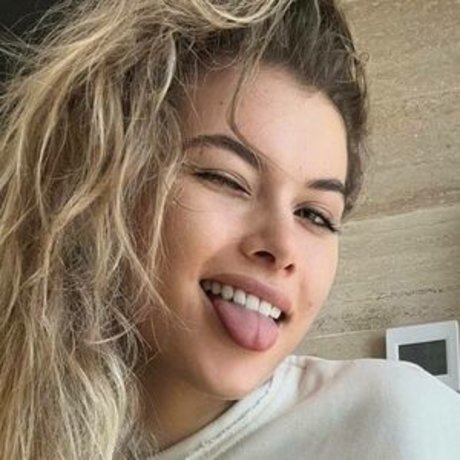 Sofiamunozf  artwork