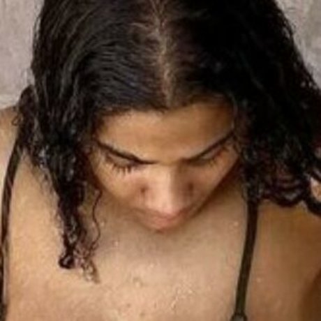 Sh33Natay onlyfans leajs