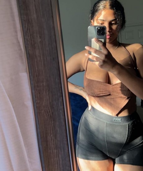 Sh33Natay onlyfans leak