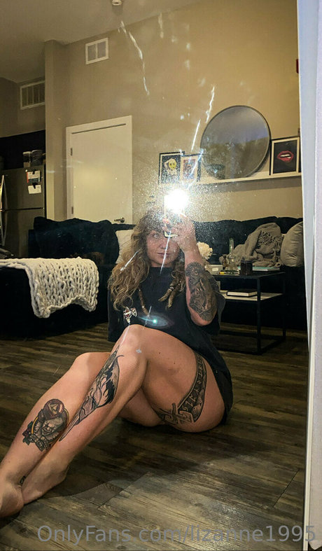 lizanne1995 onlyfans picture