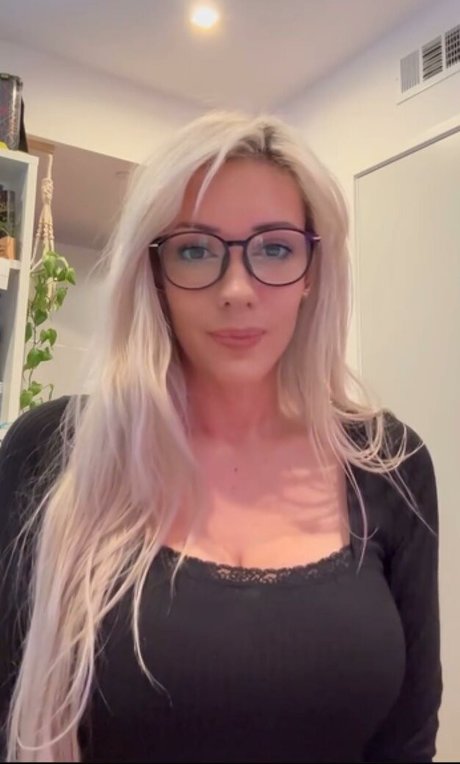 Alanah Pearce onlyfans leaked xxx