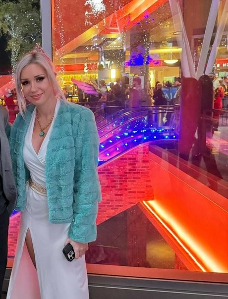 Alanah Pearce only fans nude