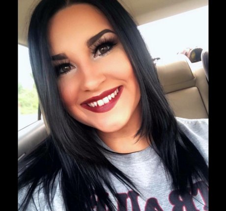 Aisley Montgomery onlyfans leak xxx