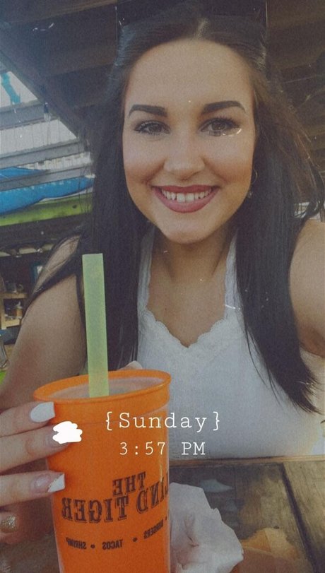 Aisley Montgomery only fans content