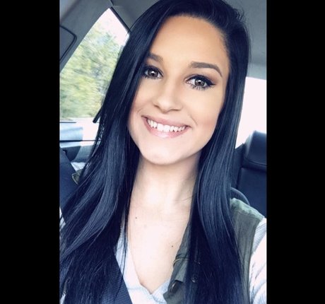 Aisley Montgomery new onlyfans leak