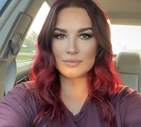 Aisley Montgomery leaked onlyfans.