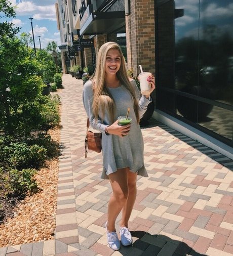 Jordan Lewis onlyfans topless