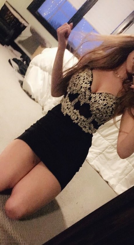 Elena Lukin onlyfans model photos