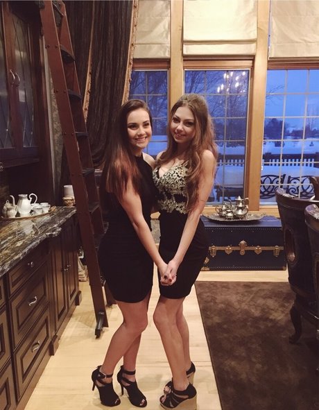 Elena Lukin onlyfans sextape