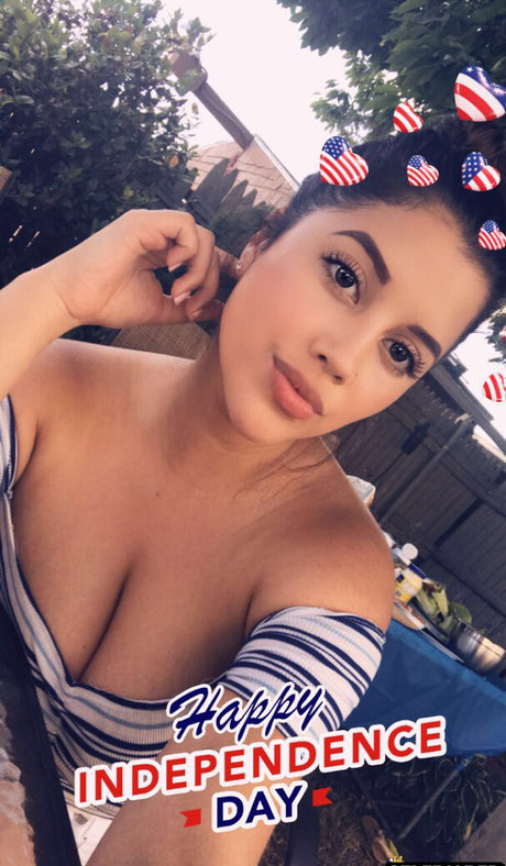 Rocio Aponte onlyfans sex tape