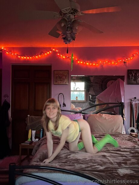 ShirtlessJesus onlyfans posts