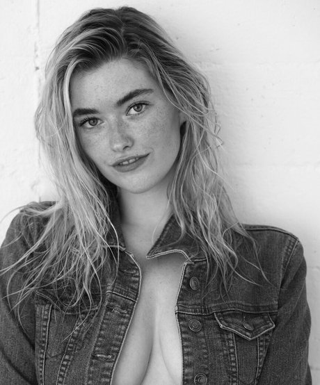 Carlie Whalen onlyfans leaked dirtyship