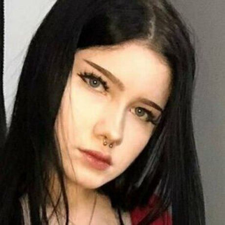 astrid gothly onlyfans nude pics