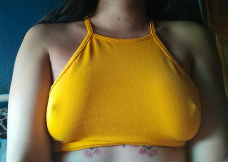 mariagl96 onlyfans model images