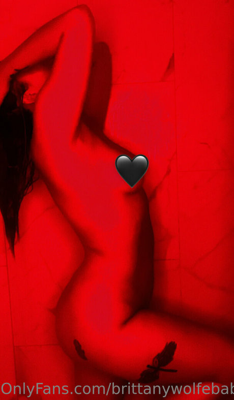 brittanywolfebabygirl onlyfans nude leaked