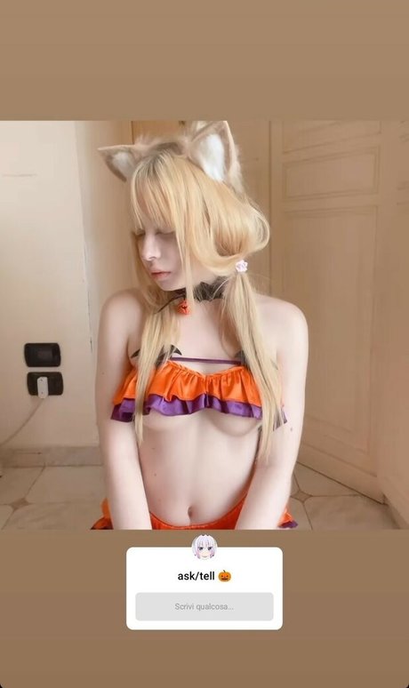 Momosharkk onlyfans striptease