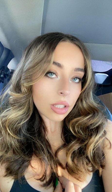 bedheadbetty on onlyfans