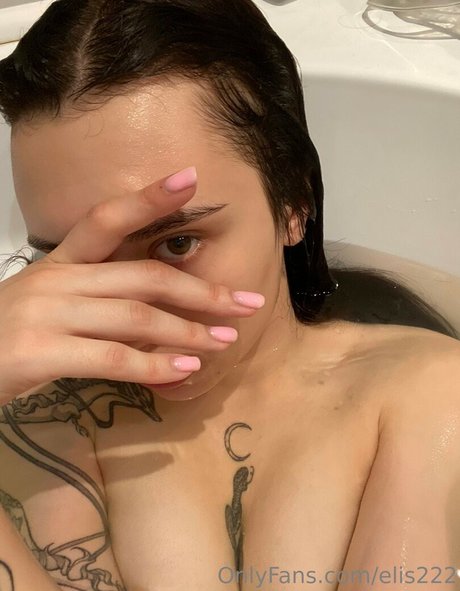 Elis222 onlyfans images