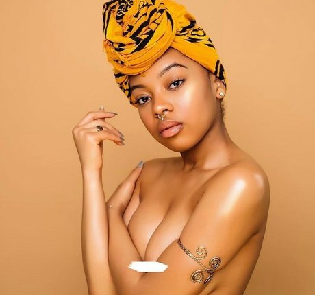 Cleopatra Lee only fans leaks