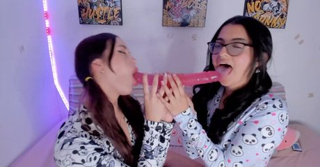 Daphne C free only fans