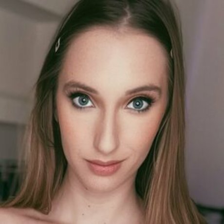 Trixie Fox only fans pic