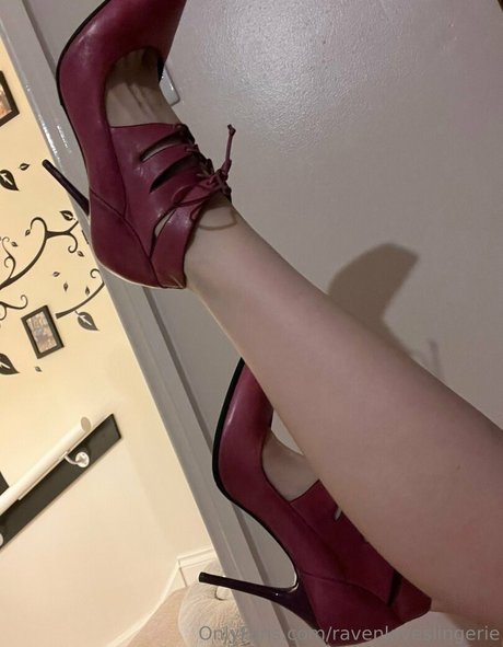 ravenloveslingerie onlyfans fuck