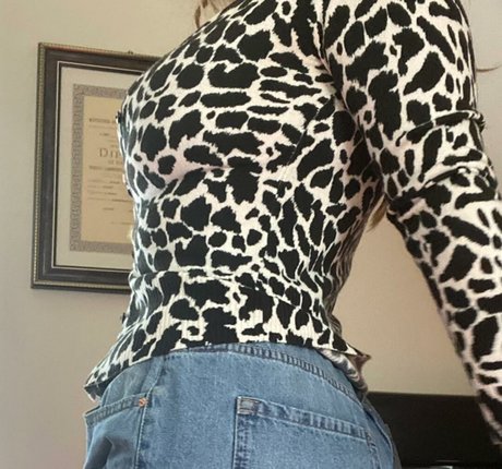 milf handjob onlyfans free porn img